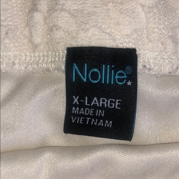 Nollie Ivory Laced Bodycon Straight Skirt - Picture 2 of 2